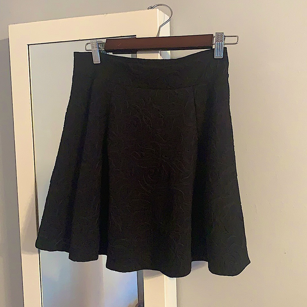 Black Rose Pattern skater skirt